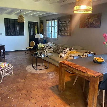 Bed and breakfast D'hotes Peroch Vue Montagnes Proche Des Plages Et De La Frontiere