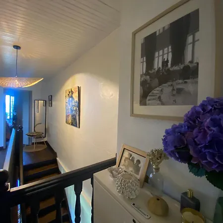 D'hotes Peroch Vue Montagnes Proche Des Plages Et De La Frontiere Bed and breakfast 3*